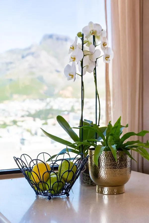 Apartment #1701 Cartwright - Dark Glamour Cape Town South Africa