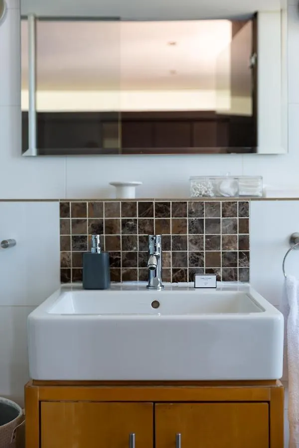 Apartment #1701 Cartwright - Dark Glamour Cape Town