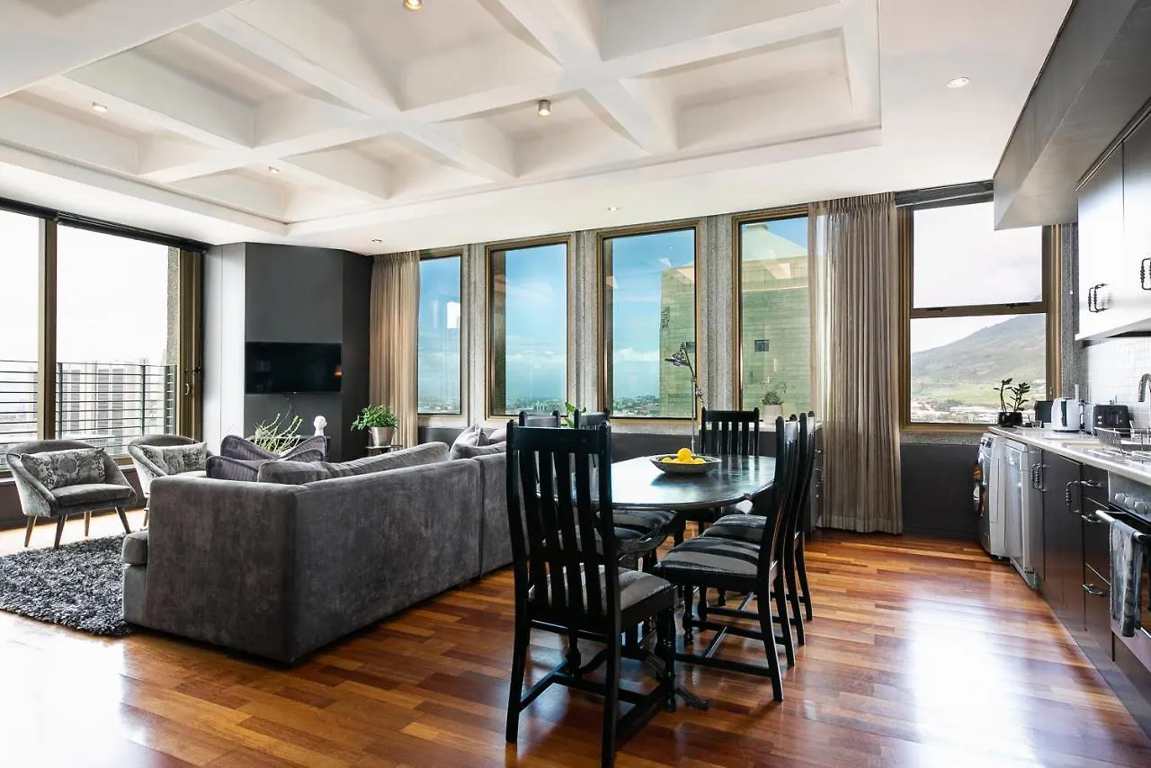 Apartment #1701 Cartwright - Dark Glamour Cape Town